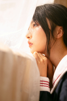 给大家介绍!美女把腿扒开让男人桶爽